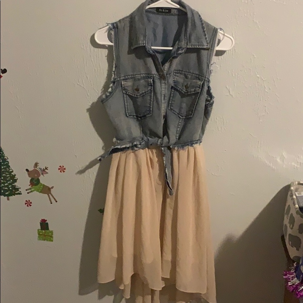Women’s dress